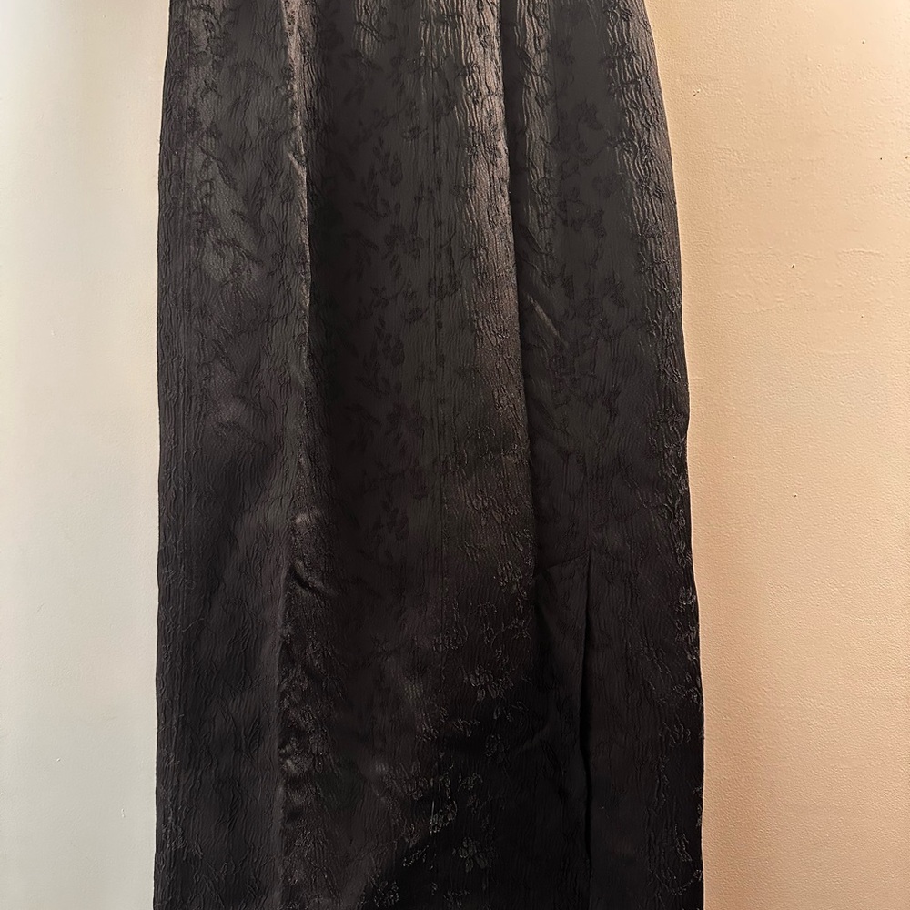 Elegant Black Floral Skirt